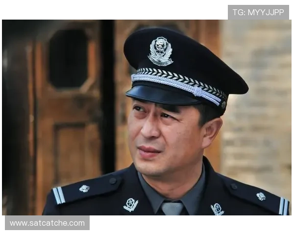 《营盘镇警事》:一部有温度的荧屏“罗盘”,照亮基层警务的平凡英雄 《营盘镇警事》:一部有温度的荧屏“罗盘”,照亮基层警务的平凡英雄